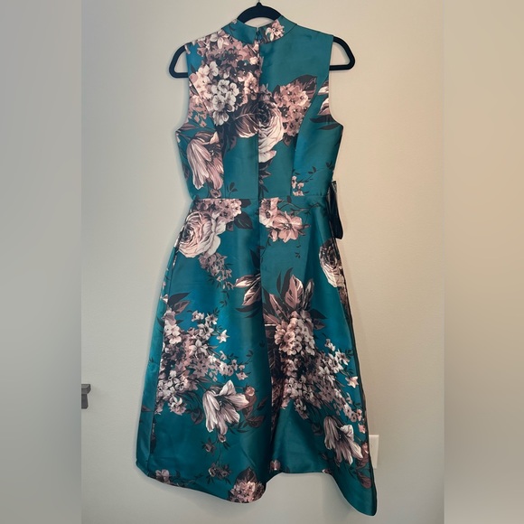 🌸Brand New With Tags - The Waverly Tea Length Kay Unger Dress in Size 6! 🌸 - Picture 5 of 11